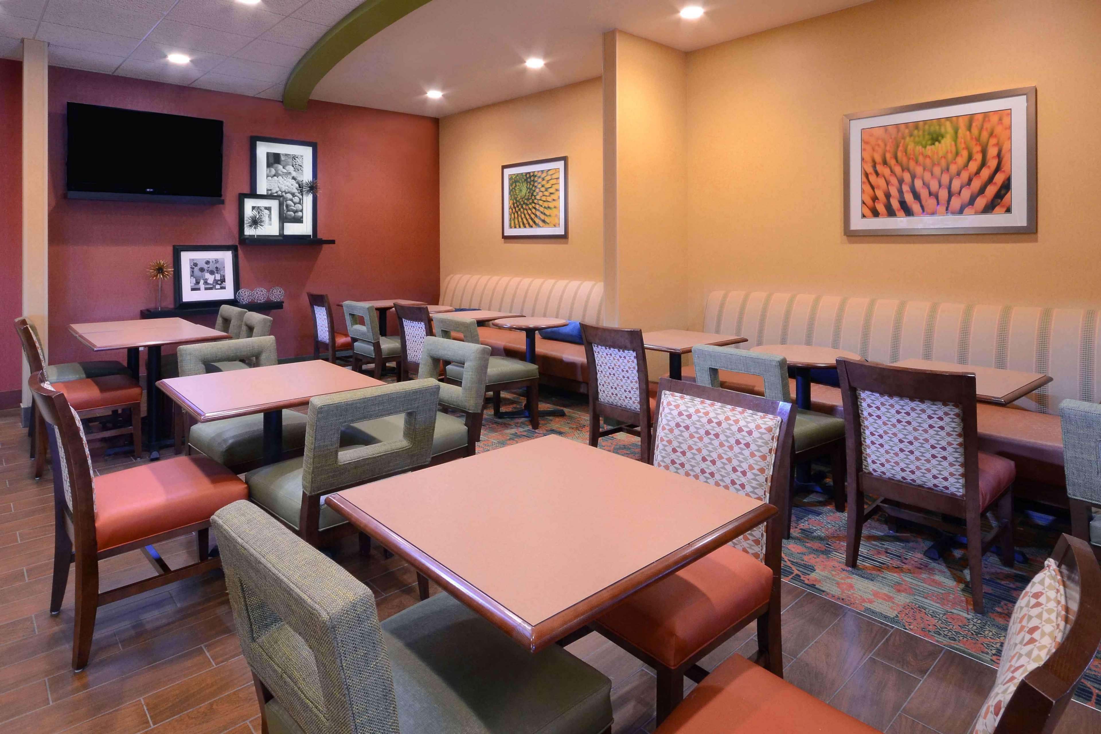 Hampton Inn Fayetteville Fort Bragg Extérieur photo