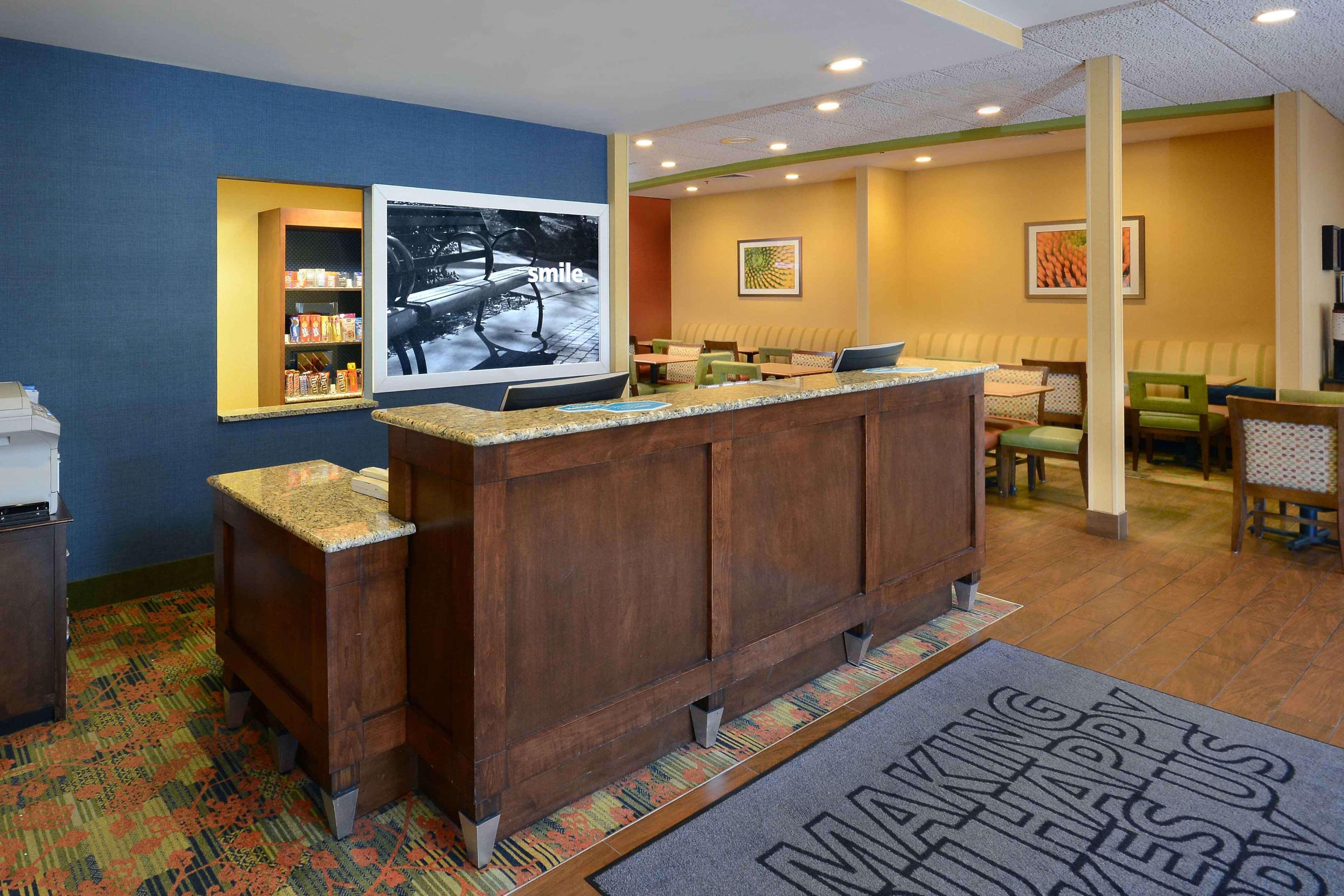 Hampton Inn Fayetteville Fort Bragg Extérieur photo