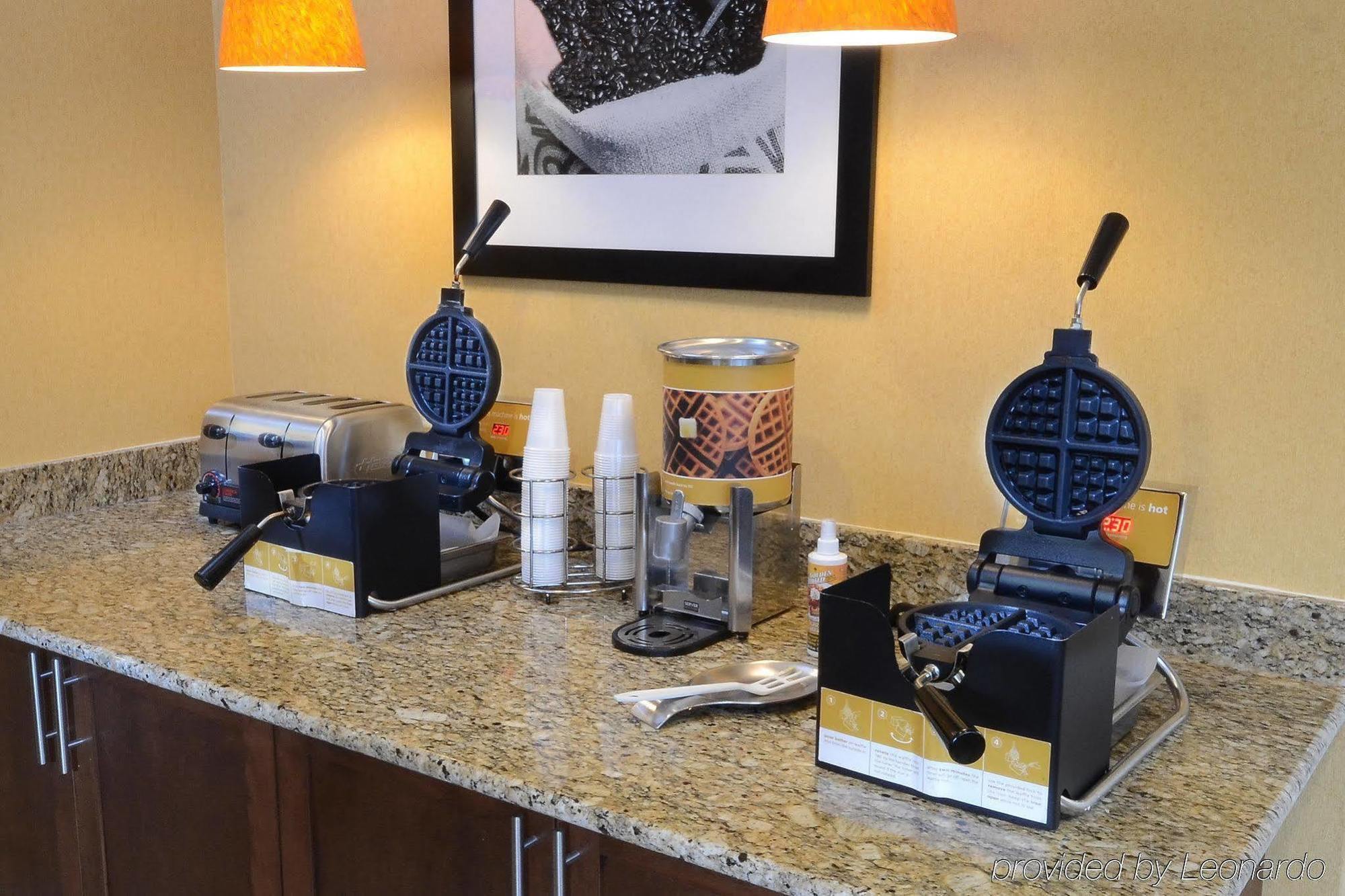 Hampton Inn Fayetteville Fort Bragg Extérieur photo