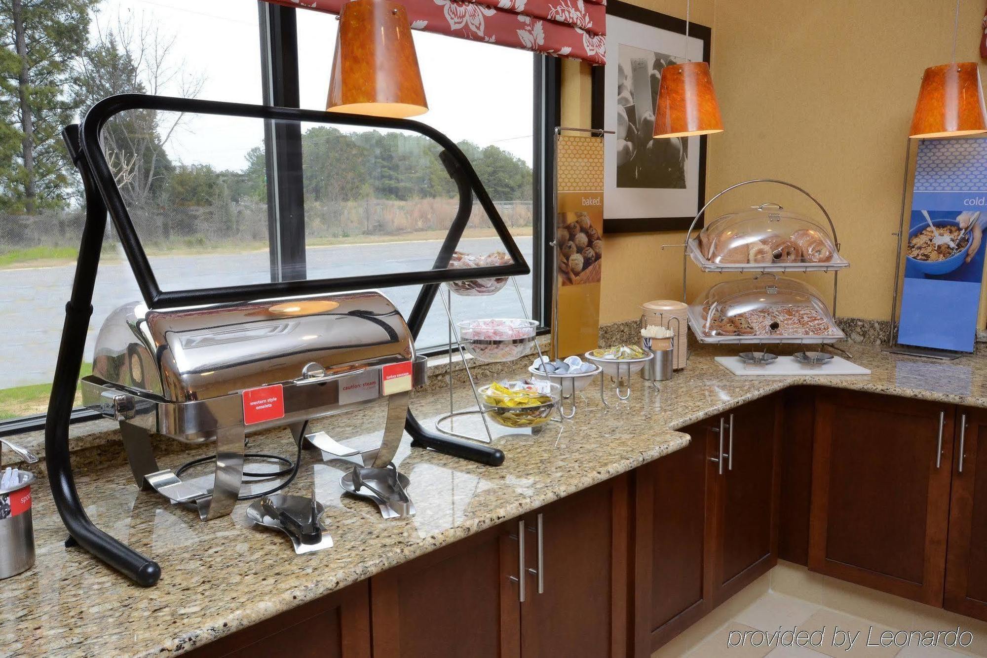 Hampton Inn Fayetteville Fort Bragg Extérieur photo
